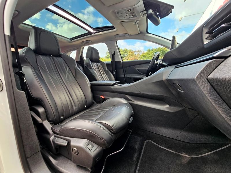 Peugeot 3008 1.6 GRIFFE PACK THP 16V GASOLINA 4P AUTOMÁTICO 2018/2019 CARRO DEZ NOVO HAMBURGO / Carros no Vale Peugeot 3008 1.6 GRIFFE PACK THP 16V GASOLINA 4P AUTOMÁTICO 2018/2019 CARRO DEZ NOVO HAMBURGO / Carros no Vale
