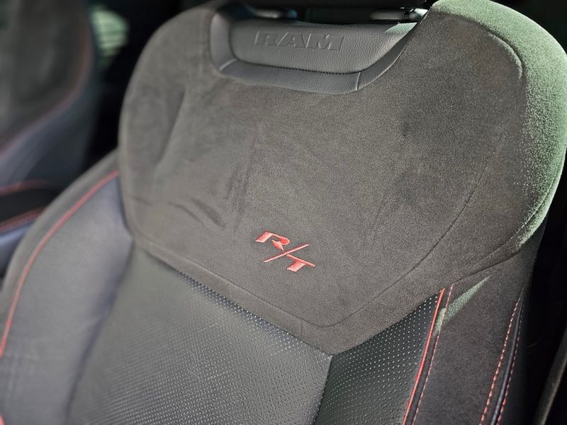 Ram RAMPAGE 2.0 HURRICANE 4 TURBO GASOLINA R/T 4X4 AUTOMÁTICO 2023/2024 CARRO DEZ NOVO HAMBURGO / Carros no Vale Ram RAMPAGE 2.0 HURRICANE 4 TURBO GASOLINA R/T 4X4 AUTOMÁTICO 2023/2024 CARRO DEZ NOVO HAMBURGO / Carros no Vale