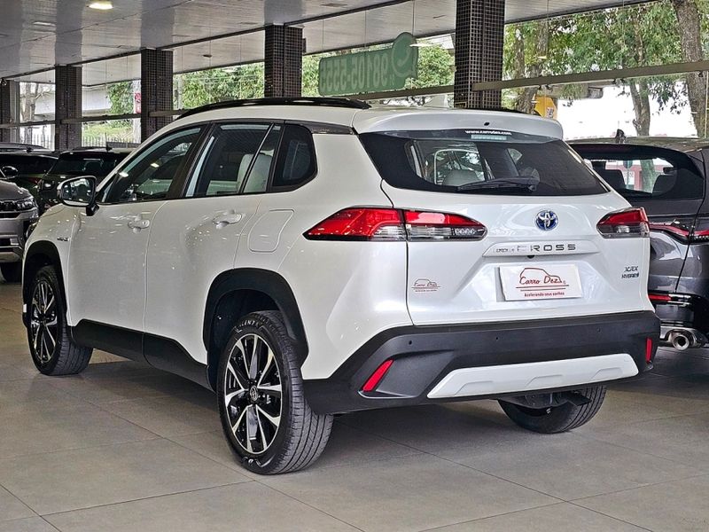 Toyota COROLLA CROSS 1.8 VVT-I HYBRID FLEX XRX CVT 2022/2023 CARRO DEZ NOVO HAMBURGO / Carros no Vale Toyota COROLLA CROSS 1.8 VVT-I HYBRID FLEX XRX CVT 2022/2023 CARRO DEZ NOVO HAMBURGO / Carros no Vale
