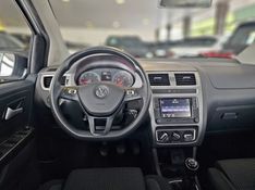 Volkswagen FOX 1.6 MSI TOTAL FLEX CONNECT 4P MANUAL 2019/2020 CARRO DEZ NOVO HAMBURGO / Carros no Vale