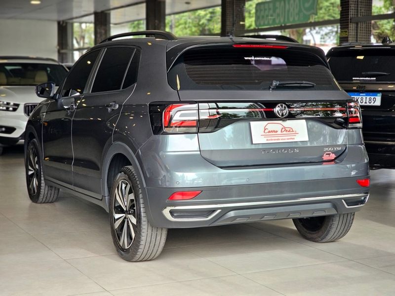Volkswagen T-CROSS 1.0 200 TSI TOTAL FLEX COMFORTLINE AUTOMÁTICO 2023/2023 CARRO DEZ NOVO HAMBURGO / Carros no Vale