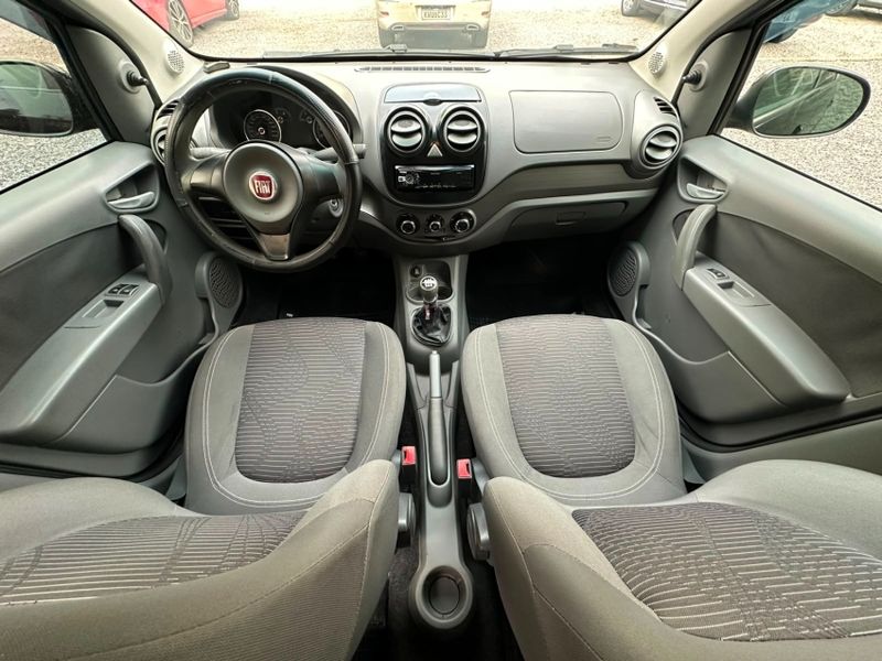 Fiat PALIO 1.0 MPI ATTRACTIVE 8V FLEX 4P MANUAL 2014/2015 CARRO AUTOMARCAS CAXIAS DO SUL / Carros no Vale