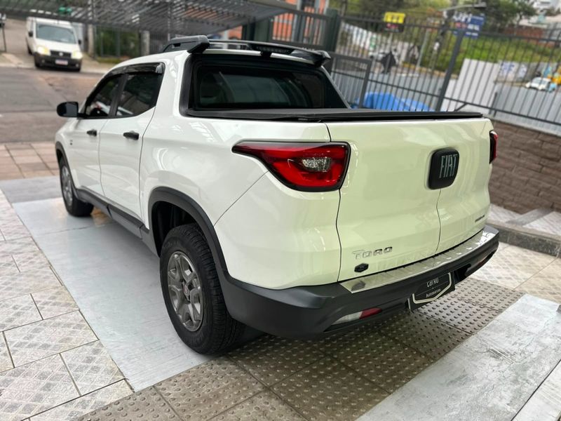 Fiat TORO 2.0 16V TURBO DIESEL FREEDOM 4WD MANUAL 2018/2018 CARRO AUTOMARCAS CAXIAS DO SUL / Carros no Vale