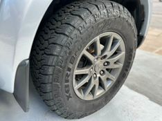 Mitsubishi PAJERO DAKAR 3.2 HPE 4X4 7 LUGARES 16V TURBO INTERCOOLER DIESEL 4P AUTOMÁTICO 2010/2011 CARRO AUTOMARCAS CAXIAS DO SUL / Carros no Vale