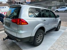 Mitsubishi PAJERO DAKAR 3.2 HPE 4X4 7 LUGARES 16V TURBO INTERCOOLER DIESEL 4P AUTOMÁTICO 2010/2011 CARRO AUTOMARCAS CAXIAS DO SUL / Carros no Vale