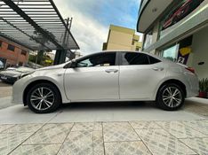Toyota COROLLA 2.0 XEI 16V FLEX 4P AUTOMÁTICO 2015/2016 CARRO AUTOMARCAS CAXIAS DO SUL / Carros no Vale