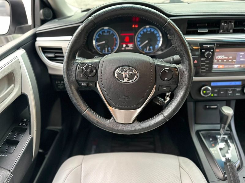 Toyota COROLLA 2.0 XEI 16V FLEX 4P AUTOMÁTICO 2015/2016 CARRO AUTOMARCAS CAXIAS DO SUL / Carros no Vale Toyota COROLLA 2.0 XEI 16V FLEX 4P AUTOMÁTICO 2015/2016 CARRO AUTOMARCAS CAXIAS DO SUL / Carros no Vale