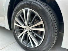 Toyota COROLLA 2.0 XEI 16V FLEX 4P AUTOMÁTICO 2015/2016 CARRO AUTOMARCAS CAXIAS DO SUL / Carros no Vale