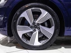 Audi E-TRON ELÉTRICO SPORTBACK PERFORMANCE QUATTRO 2022/2022 VIA BELLA VEÍCULOS ESPECIAIS CAXIAS DO SUL / Carros no Vale