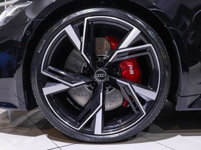 Audi RS6 4.0 V8 TFSI MHEV AVANT PERFORMANCE TIPTRONIC 2023/2024 VIA BELLA VEÍCULOS ESPECIAIS CAXIAS DO SUL / Carros no Vale
