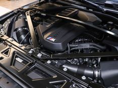 BMW M3 3.0 I6 TWINTURBO GASOLINA COMPETITION M STEPTRONIC 2023/2024 VIA BELLA VEÍCULOS ESPECIAIS CAXIAS DO SUL / Carros no Vale