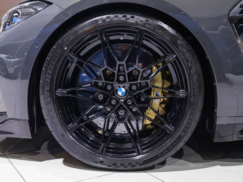 BMW M3 3.0 I6 TWINTURBO GASOLINA COMPETITION M STEPTRONIC 2023/2024 VIA BELLA VEÍCULOS ESPECIAIS CAXIAS DO SUL / Carros no Vale BMW M3 3.0 I6 TWINTURBO GASOLINA COMPETITION M STEPTRONIC 2023/2024 VIA BELLA VEÍCULOS ESPECIAIS CAXIAS DO SUL / Carros no Vale