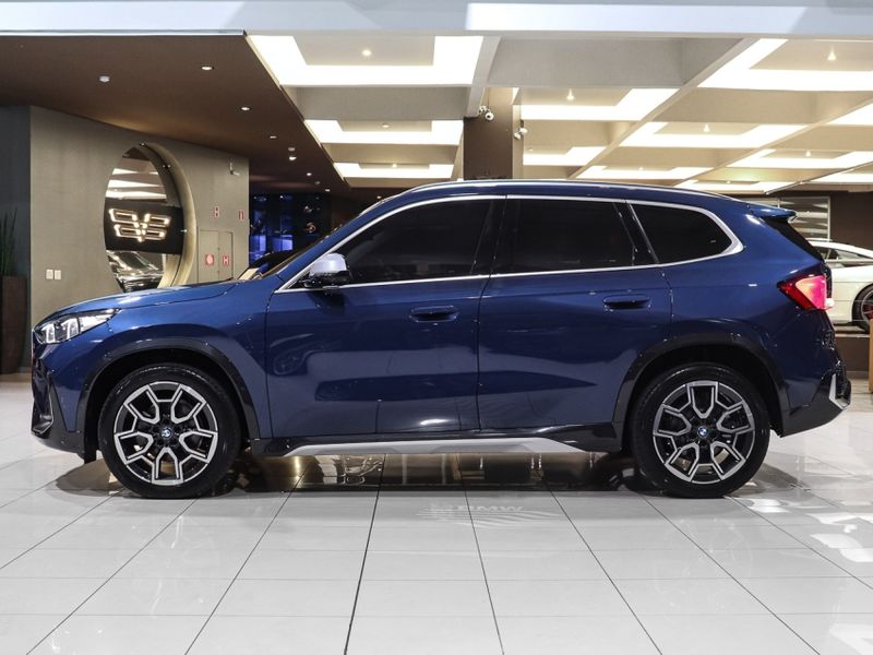 BMW X1 2.0 16V TURBO GASOLINA SDRIVE20I X-LINE STEPTRONIC 2023/2023 VIA BELLA VEÍCULOS ESPECIAIS CAXIAS DO SUL / Carros no Vale BMW X1 2.0 16V TURBO GASOLINA SDRIVE20I X-LINE STEPTRONIC 2023/2023 VIA BELLA VEÍCULOS ESPECIAIS CAXIAS DO SUL / Carros no Vale