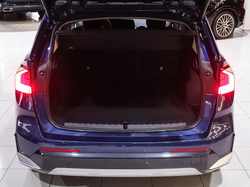 BMW X1 2.0 16V TURBO GASOLINA SDRIVE20I X-LINE STEPTRONIC 2023/2023 VIA BELLA VEÍCULOS ESPECIAIS CAXIAS DO SUL / Carros no Vale BMW X1 2.0 16V TURBO GASOLINA SDRIVE20I X-LINE STEPTRONIC 2023/2023 VIA BELLA VEÍCULOS ESPECIAIS CAXIAS DO SUL / Carros no Vale