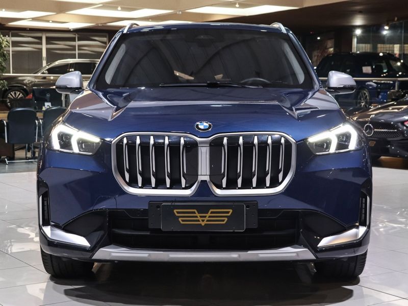 BMW X1 2.0 16V TURBO GASOLINA SDRIVE20I X-LINE STEPTRONIC 2023/2023 VIA BELLA VEÍCULOS ESPECIAIS CAXIAS DO SUL / Carros no Vale BMW X1 2.0 16V TURBO GASOLINA SDRIVE20I X-LINE STEPTRONIC 2023/2023 VIA BELLA VEÍCULOS ESPECIAIS CAXIAS DO SUL / Carros no Vale