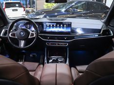 BMW X5 3.0 I6 TURBO HÍBRIDO XDRIVE50E M SPORT AUTOMÁTICO 2023/2024 VIA BELLA VEÍCULOS ESPECIAIS CAXIAS DO SUL / Carros no Vale
