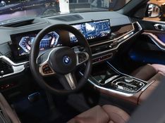 BMW X5 3.0 I6 TURBO HÍBRIDO XDRIVE50E M SPORT AUTOMÁTICO 2023/2024 VIA BELLA VEÍCULOS ESPECIAIS CAXIAS DO SUL / Carros no Vale