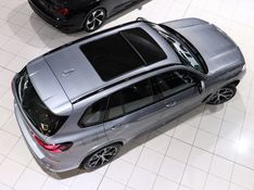 BMW X5 3.0 I6 TURBO HÍBRIDO XDRIVE50E M SPORT AUTOMÁTICO 2023/2024 VIA BELLA VEÍCULOS ESPECIAIS CAXIAS DO SUL / Carros no Vale