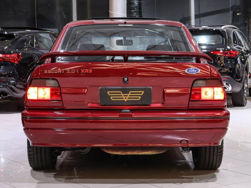 Ford ESCORT 2.0 I XR3 8V ÁLCOOL 2P MANUAL 1994/1995 VIA BELLA VEÍCULOS ESPECIAIS CAXIAS DO SUL / Carros no Vale
