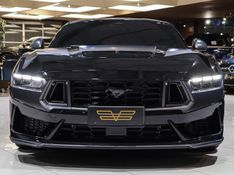 Ford MUSTANG 5.0 V8 GASOLINA DARK HORSE SELECTSHIFT 2025/2025 VIA BELLA VEÍCULOS ESPECIAIS CAXIAS DO SUL / Carros no Vale