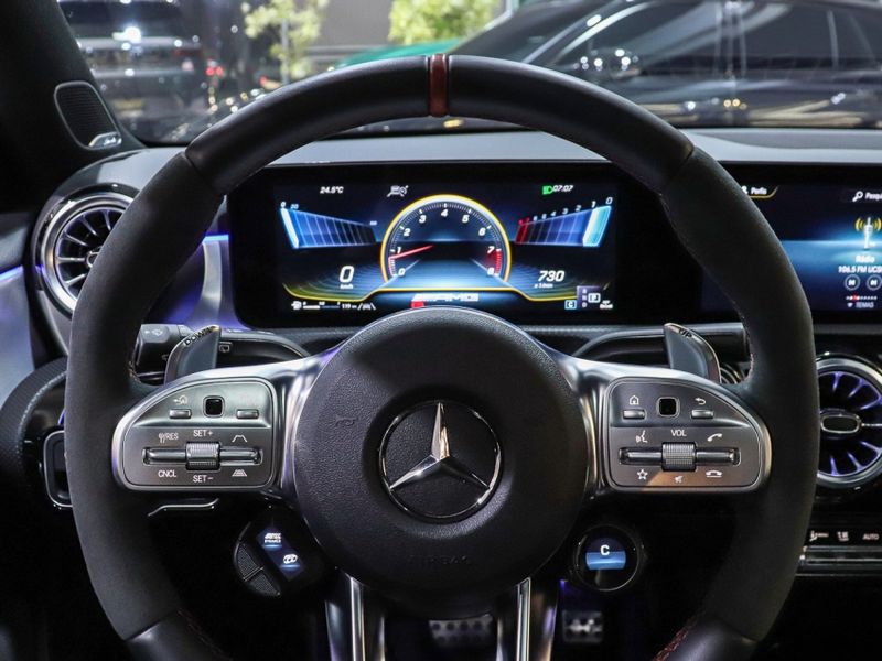 Mercedes-Benz A 45 AMG 2.0 CGI GASOLINA S 4MATIC SPEEDSHIFT 2022/2023 VIA BELLA VEÍCULOS ESPECIAIS CAXIAS DO SUL / Carros no Vale Mercedes-Benz A 45 AMG 2.0 CGI GASOLINA S 4MATIC SPEEDSHIFT 2022/2023 VIA BELLA VEÍCULOS ESPECIAIS CAXIAS DO SUL / Carros no Vale