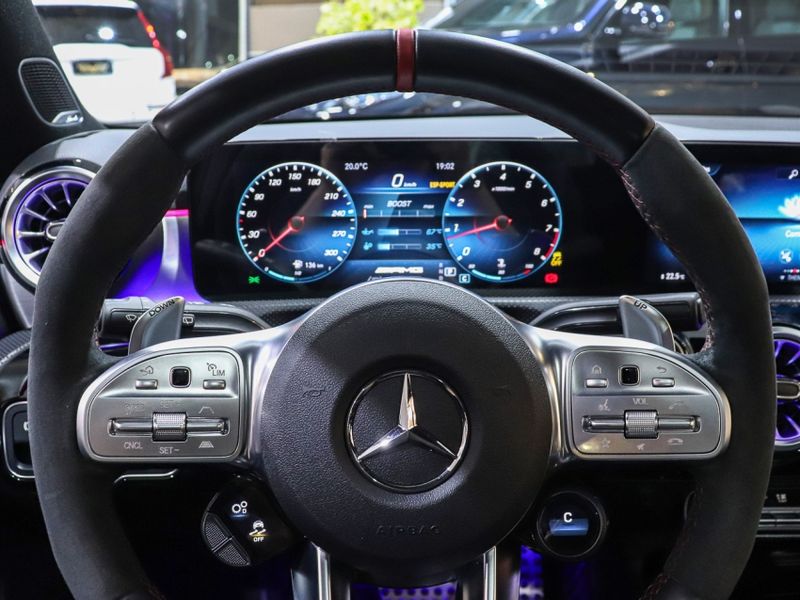 Mercedes-Benz A 45 AMG 2.0 CGI GASOLINA S 4MATIC SPEEDSHIFT 2020/2021 VIA BELLA VEÍCULOS ESPECIAIS CAXIAS DO SUL / Carros no Vale Mercedes-Benz A 45 AMG 2.0 CGI GASOLINA S 4MATIC SPEEDSHIFT 2020/2021 VIA BELLA VEÍCULOS ESPECIAIS CAXIAS DO SUL / Carros no Vale