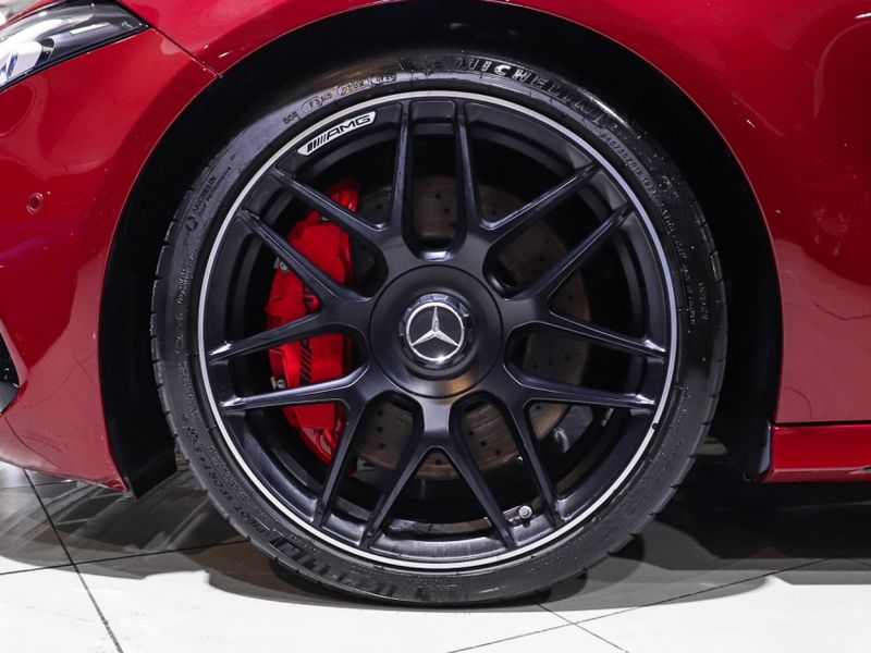 Mercedes-Benz A 45 AMG 2.0 CGI GASOLINA S 4MATIC SPEEDSHIFT 2020/2021 VIA BELLA VEÍCULOS ESPECIAIS CAXIAS DO SUL / Carros no Vale Mercedes-Benz A 45 AMG 2.0 CGI GASOLINA S 4MATIC SPEEDSHIFT 2020/2021 VIA BELLA VEÍCULOS ESPECIAIS CAXIAS DO SUL / Carros no Vale