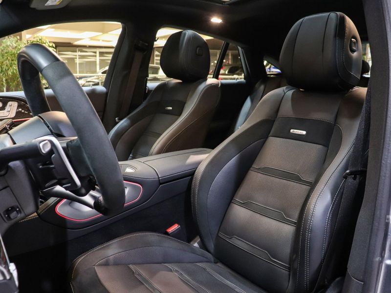 Mercedes-Benz GLE 63 AMG 4.0 V8 BITURBO GASOLINA COUPÉ S 4MATIC 9G-TRONIC 2023/2024 VIA BELLA VEÍCULOS ESPECIAIS CAXIAS DO SUL / Carros no Vale