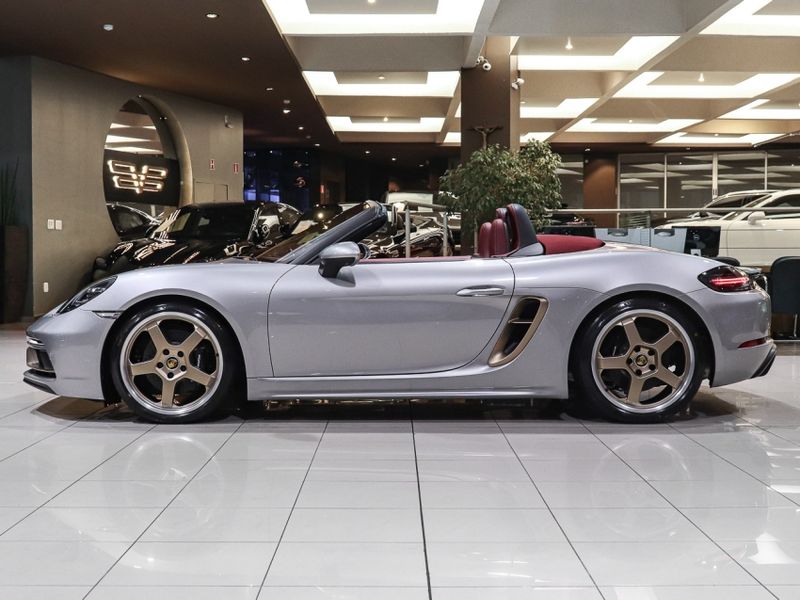 Porsche 718 4.0 H6 GASOLINA CAYMAN GTS PDK 2021/2022 VIA BELLA VEÍCULOS ESPECIAIS CAXIAS DO SUL / Carros no Vale