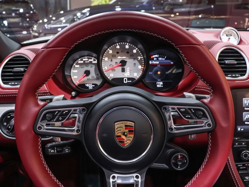 Porsche 718 4.0 H6 GASOLINA CAYMAN GTS PDK 2021/2022 VIA BELLA VEÍCULOS ESPECIAIS CAXIAS DO SUL / Carros no Vale