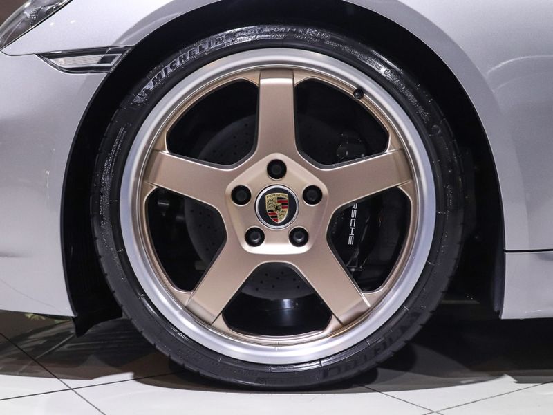 Porsche 718 4.0 H6 GASOLINA CAYMAN GTS PDK 2021/2022 VIA BELLA VEÍCULOS ESPECIAIS CAXIAS DO SUL / Carros no Vale