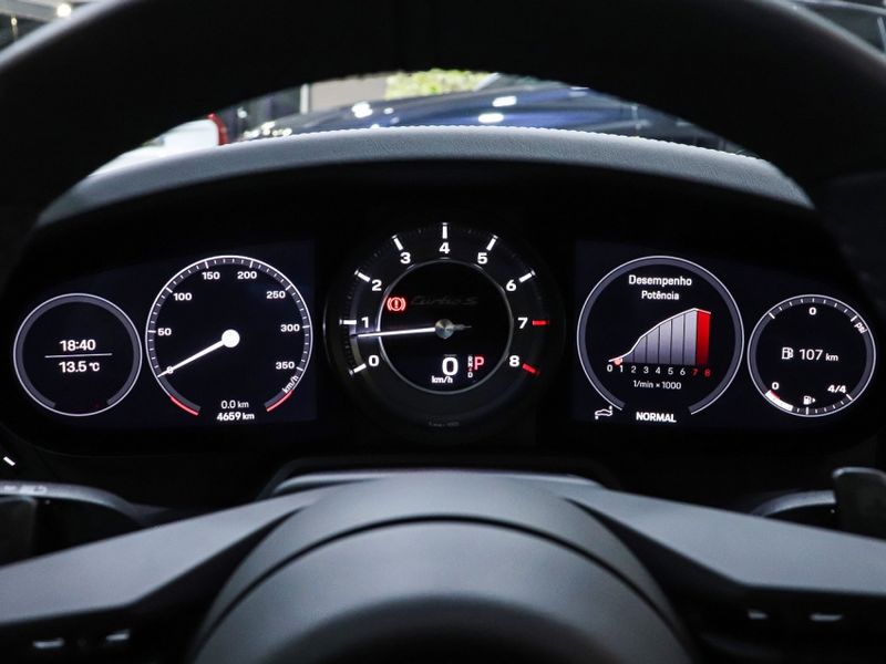 Porsche 911 3.8 24V H6 GASOLINA TURBO S PDK 2024/2024 VIA BELLA VEÍCULOS ESPECIAIS CAXIAS DO SUL / Carros no Vale