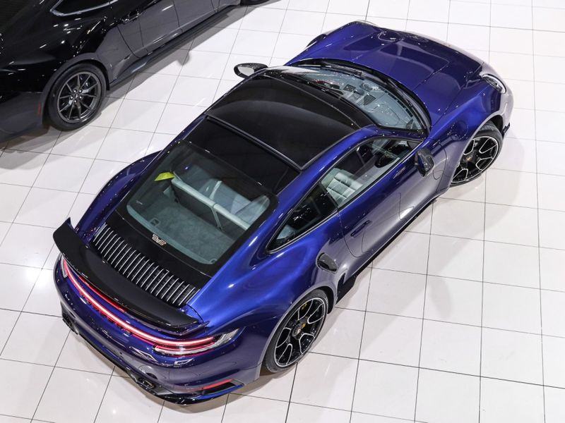 Porsche 911 3.8 24V H6 GASOLINA TURBO S PDK 2024/2024 VIA BELLA VEÍCULOS ESPECIAIS CAXIAS DO SUL / Carros no Vale