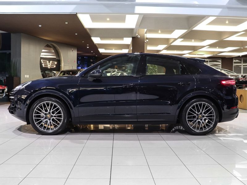 Porsche CAYENNE 3.0 V6 E-HYBRID COUPÉ AWD TIPTRONIC S 2021/2021 VIA BELLA VEÍCULOS ESPECIAIS CAXIAS DO SUL / Carros no Vale