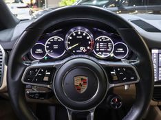 Porsche CAYENNE 3.0 V6 E-HYBRID COUPÉ AWD TIPTRONIC S 2021/2021 VIA BELLA VEÍCULOS ESPECIAIS CAXIAS DO SUL / Carros no Vale