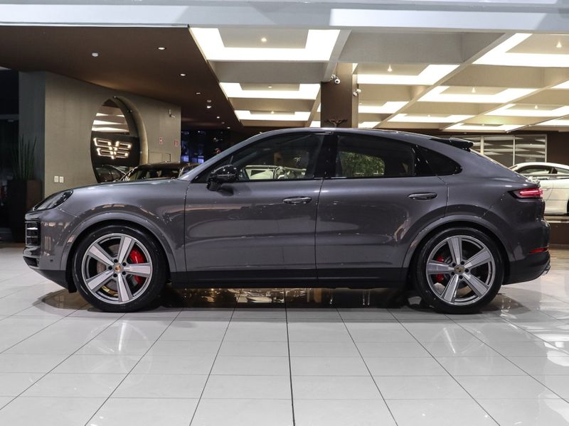 Porsche CAYENNE 4.0 V8 GASOLINA S COUPÉ AWD TIPTRONIC S 2023/2024 VIA BELLA VEÍCULOS ESPECIAIS CAXIAS DO SUL / Carros no Vale Porsche CAYENNE 4.0 V8 GASOLINA S COUPÉ AWD TIPTRONIC S 2023/2024 VIA BELLA VEÍCULOS ESPECIAIS CAXIAS DO SUL / Carros no Vale