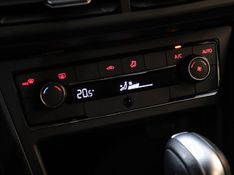 Volkswagen NIVUS 1.0 200 TSI TOTAL FLEX HIGHLINE AUTOMÁTICO 2021/2021 VIA BELLA VEÍCULOS ESPECIAIS CAXIAS DO SUL / Carros no Vale