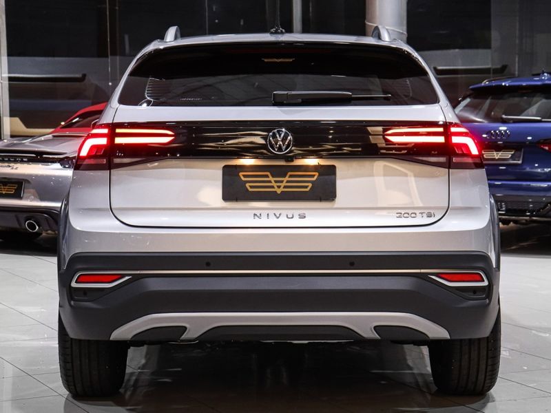 Volkswagen NIVUS 1.0 200 TSI TOTAL FLEX HIGHLINE AUTOMÁTICO 2021/2021 VIA BELLA VEÍCULOS ESPECIAIS CAXIAS DO SUL / Carros no Vale