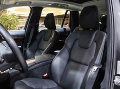 Volvo XC90 2.0 T8 RECHARGE PLUS AWD GEARTRONIC 2023/2024 VIA BELLA VEÍCULOS ESPECIAIS CAXIAS DO SUL / Carros no Vale