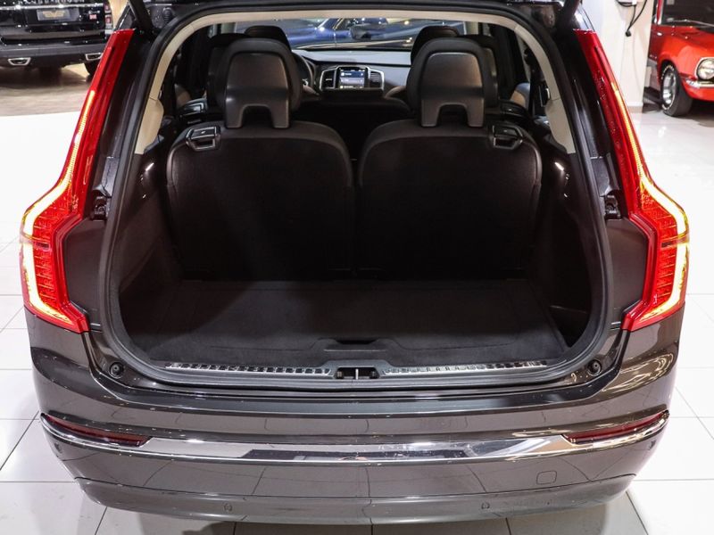 Volvo XC90 2.0 T8 RECHARGE PLUS AWD GEARTRONIC 2023/2024 VIA BELLA VEÍCULOS ESPECIAIS CAXIAS DO SUL / Carros no Vale