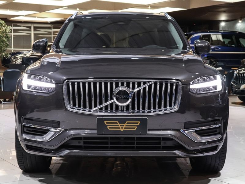 Volvo XC90 2.0 T8 RECHARGE PLUS AWD GEARTRONIC 2023/2024 VIA BELLA VEÍCULOS ESPECIAIS CAXIAS DO SUL / Carros no Vale