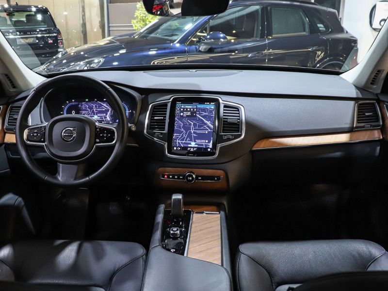 Volvo XC90 2.0 T8 RECHARGE PLUS AWD GEARTRONIC 2023/2024 VIA BELLA VEÍCULOS ESPECIAIS CAXIAS DO SUL / Carros no Vale