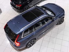 Volvo XC90 2.0 T8 RECHARGE ULTIMATE AWD GEARTRONIC 2022/2023 VIA BELLA VEÍCULOS ESPECIAIS CAXIAS DO SUL / Carros no Vale