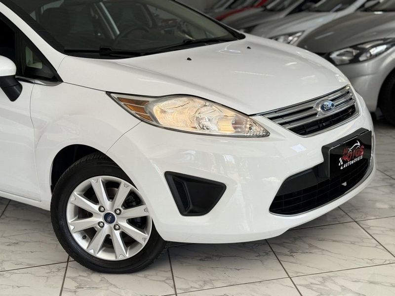 Ford FIESTA SEDAN SE 1.6 2011 SÓ MOTOS E AUTOMÓVEIS SANTA CRUZ DO SUL / Carros no Vale Ford FIESTA SEDAN SE 1.6 2011 SÓ MOTOS E AUTOMÓVEIS SANTA CRUZ DO SUL / Carros no Vale