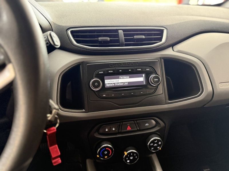 CHEVROLET ONIX HATCH LT 1.0 MT6 2019 SÓ MOTOS E AUTOMÓVEIS SANTA CRUZ DO SUL / Carros no Vale CHEVROLET ONIX HATCH LT 1.0 MT6 2019 SÓ MOTOS E AUTOMÓVEIS SANTA CRUZ DO SUL / Carros no Vale