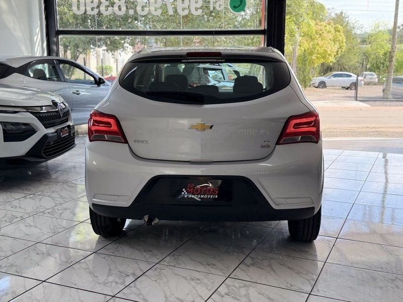 CHEVROLET ONIX HATCH LT 1.0 MT6 2019 SÓ MOTOS E AUTOMÓVEIS SANTA CRUZ DO SUL / Carros no Vale CHEVROLET ONIX HATCH LT 1.0 MT6 2019 SÓ MOTOS E AUTOMÓVEIS SANTA CRUZ DO SUL / Carros no Vale