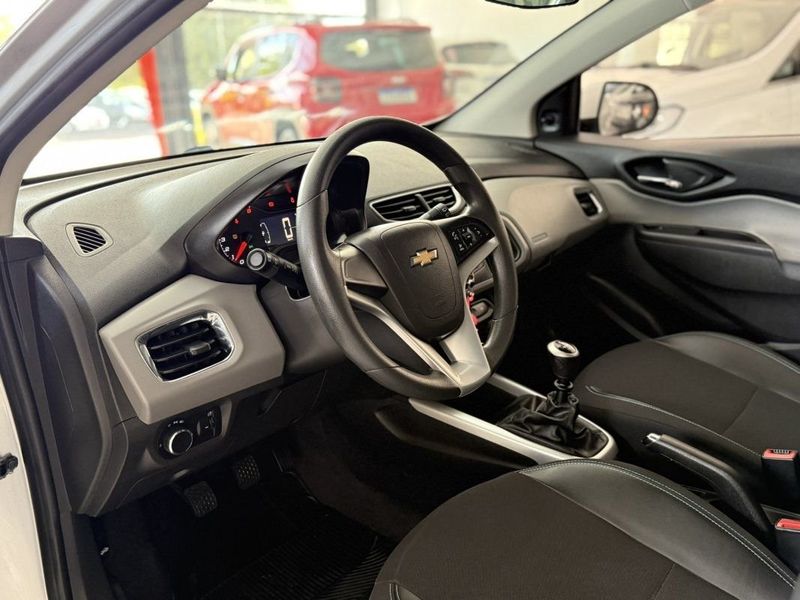 CHEVROLET ONIX HATCH LT 1.0 MT6 2019 SÓ MOTOS E AUTOMÓVEIS SANTA CRUZ DO SUL / Carros no Vale CHEVROLET ONIX HATCH LT 1.0 MT6 2019 SÓ MOTOS E AUTOMÓVEIS SANTA CRUZ DO SUL / Carros no Vale