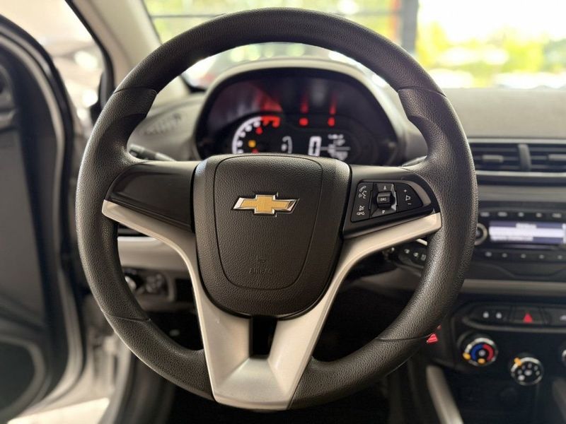 CHEVROLET ONIX HATCH LT 1.0 MT6 2019 SÓ MOTOS E AUTOMÓVEIS SANTA CRUZ DO SUL / Carros no Vale CHEVROLET ONIX HATCH LT 1.0 MT6 2019 SÓ MOTOS E AUTOMÓVEIS SANTA CRUZ DO SUL / Carros no Vale