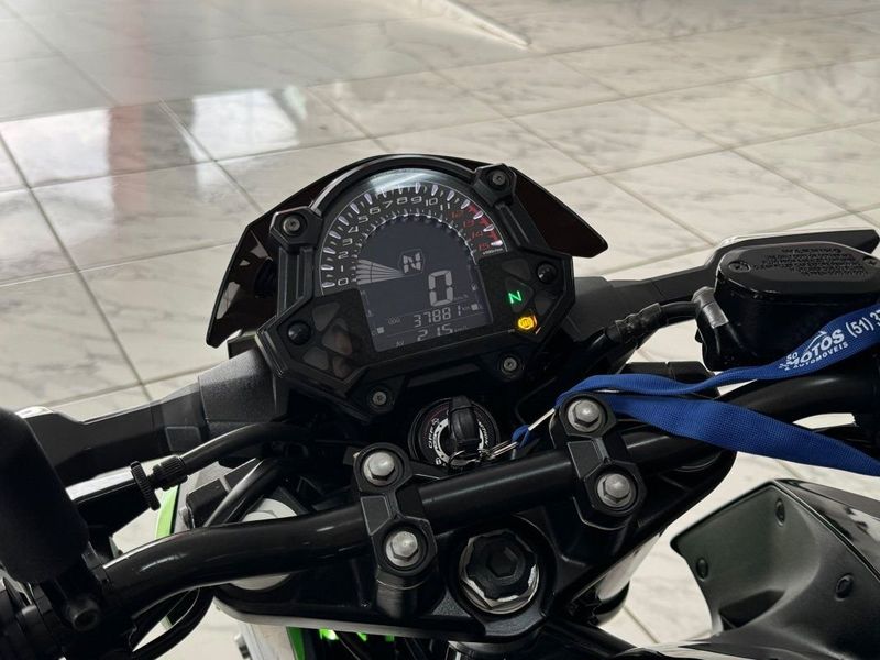 Kawasaki Z 400 ABS 2020 SÓ MOTOS E AUTOMÓVEIS SANTA CRUZ DO SUL / Carros no Vale