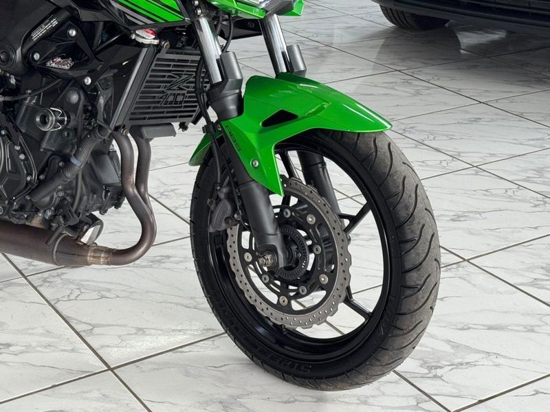 Kawasaki Z 400 ABS 2020 SÓ MOTOS E AUTOMÓVEIS SANTA CRUZ DO SUL / Carros no Vale
